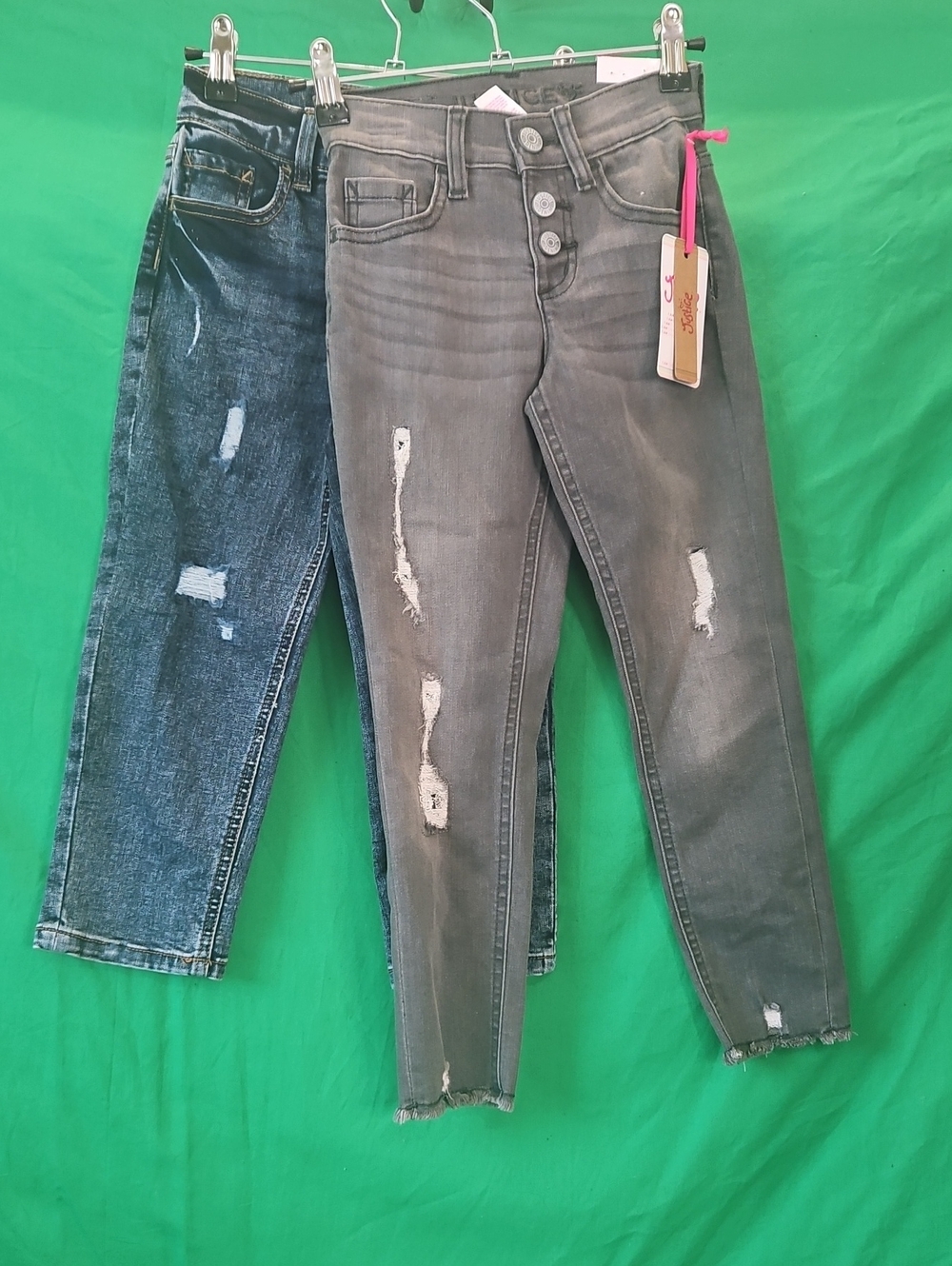 Justice Gray Distressed Cropped Ankle Jeans